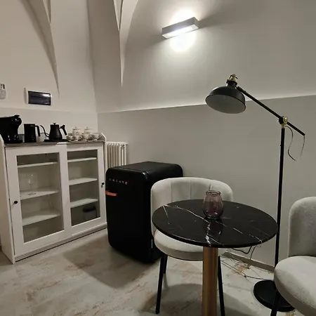 Apartment Dimore Remegi *